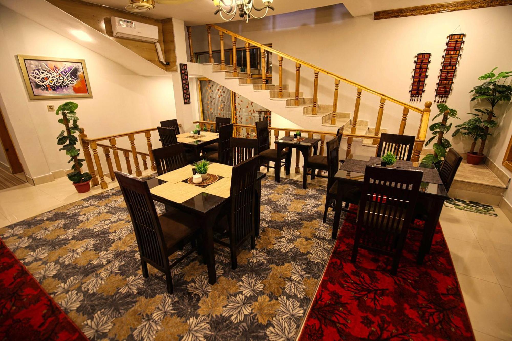 Oak Residency Hotel Gilgit Luaran gambar