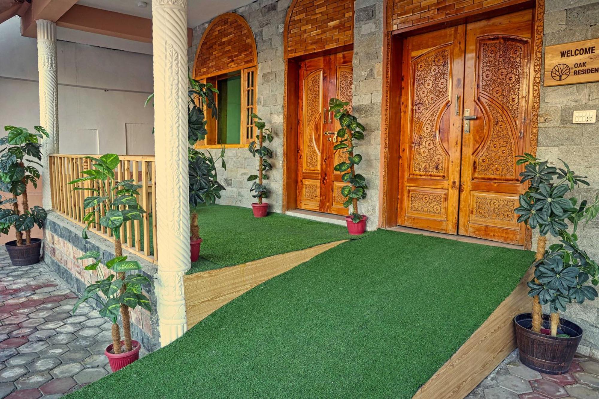 Oak Residency Hotel Gilgit Luaran gambar
