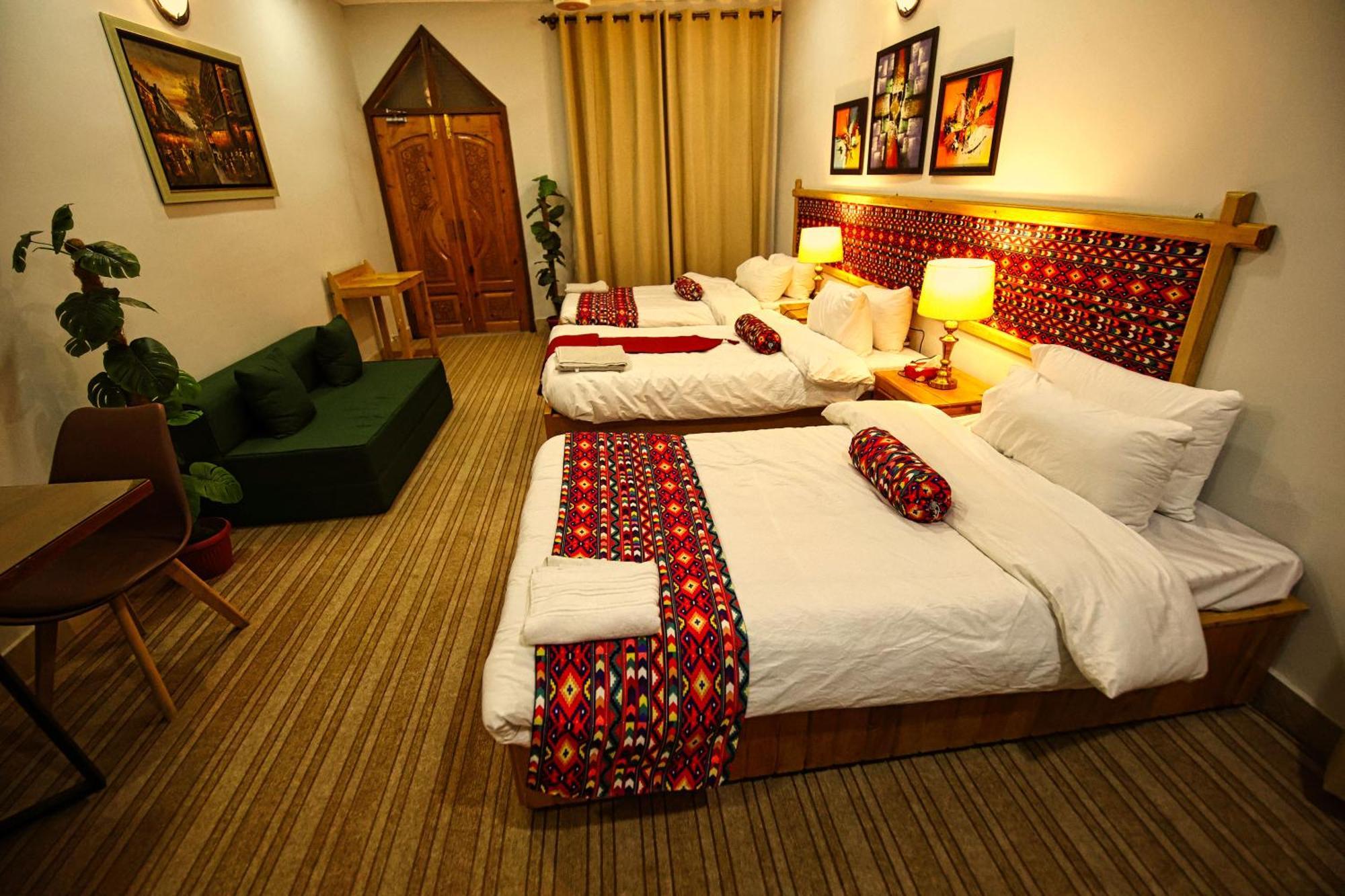 Oak Residency Hotel Gilgit Luaran gambar